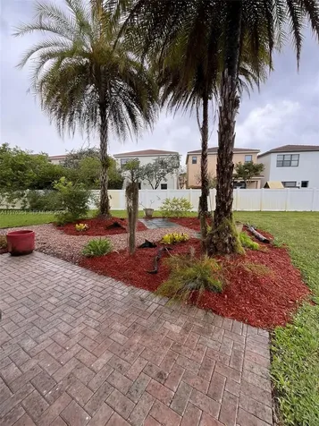 933 NE 191st Street Miami FL 33179