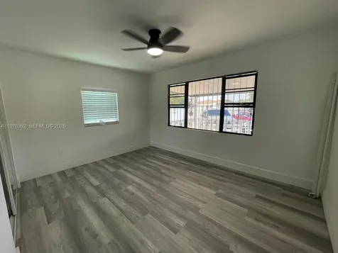 10415 NW 35th Avenue Miami FL 33147