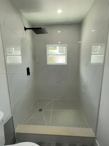 10415 NW 35th Avenue Miami FL 33147