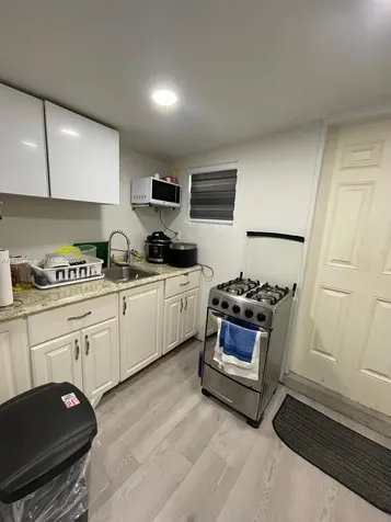 10415 NW 35th Avenue Miami FL 33147