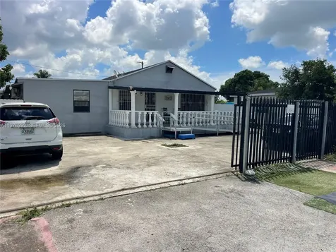 10415 NW 35th Avenue Miami FL 33147