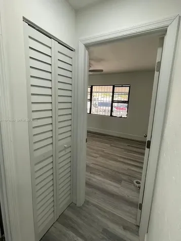 10415 NW 35th Avenue Miami FL 33147