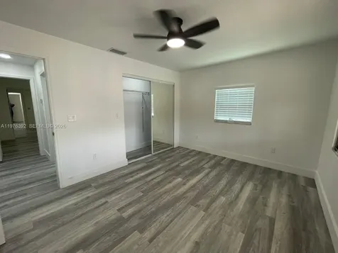 10415 NW 35th Avenue Miami FL 33147