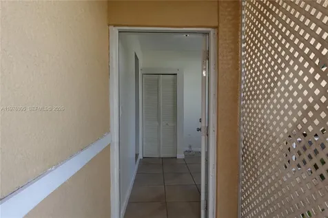 11262 SW 74th Street Miami FL 33173