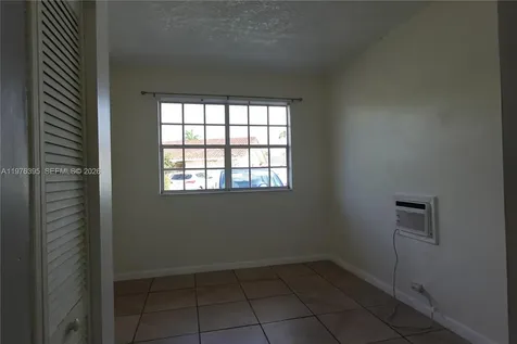 11262 SW 74th Street Miami FL 33173