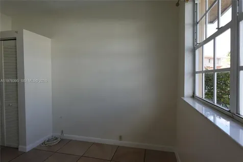 11262 SW 74th Street Miami FL 33173