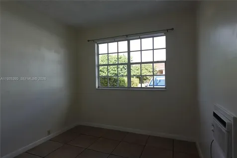11262 SW 74th Street Miami FL 33173