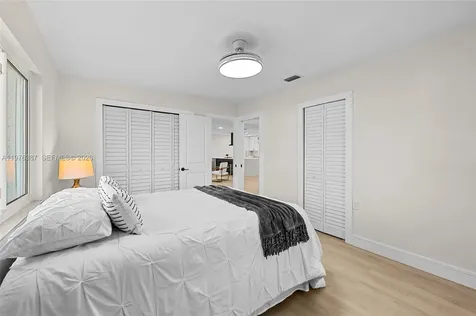 105 12th Street SW Other City - In The State Of Florida FL 33570