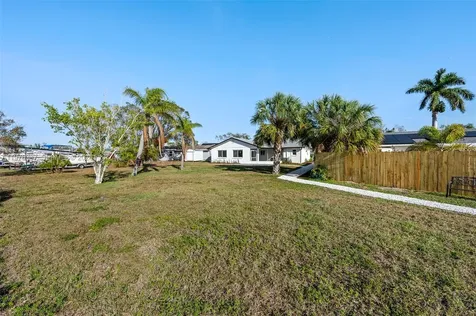 105 12th Street SW Other City - In The State Of Florida FL 33570
