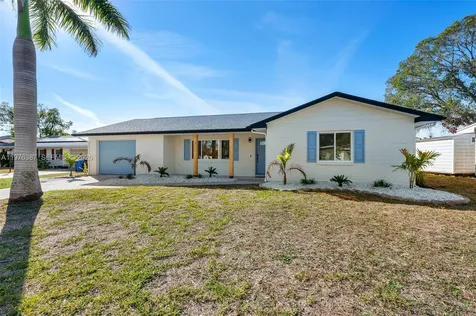 105 12th Street SW Other City - In The State Of Florida FL 33570