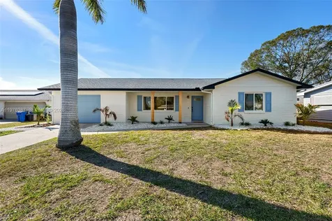 105 12th Street SW Other City - In The State Of Florida FL 33570