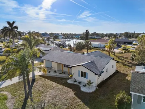105 12th Street SW Other City - In The State Of Florida FL 33570