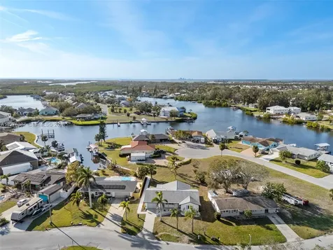 105 12th Street SW Other City - In The State Of Florida FL 33570