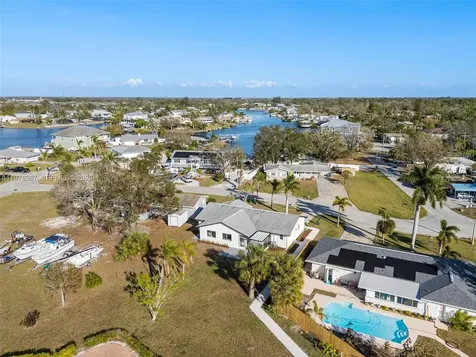 105 12th Street SW Other City - In The State Of Florida FL 33570