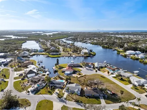 105 12th Street SW Other City - In The State Of Florida FL 33570