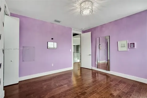 10223 NW 75th Terrace Doral FL 33178