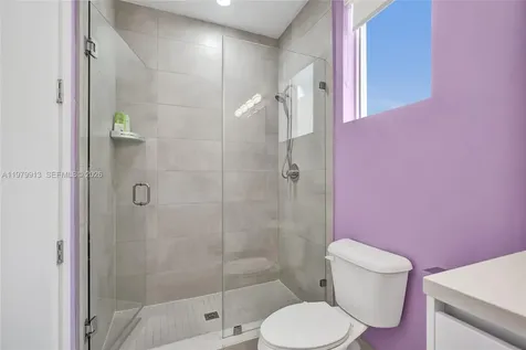 10223 NW 75th Terrace Doral FL 33178