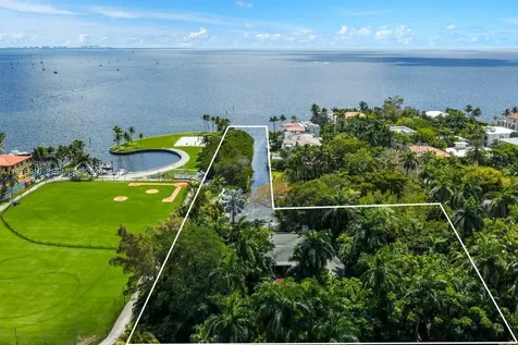 3373 Poinciana Avenue Miami FL 33133