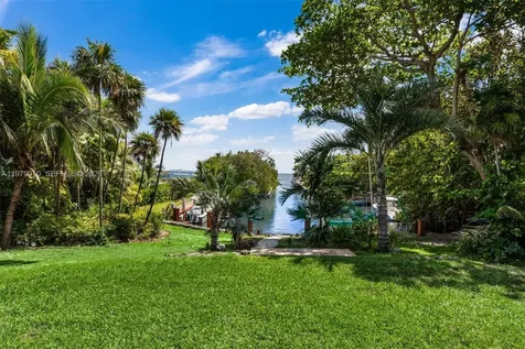 3373 Poinciana Avenue Miami FL 33133