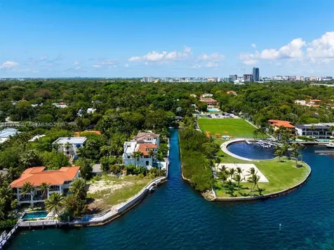 3373 Poinciana Avenue Miami FL 33133