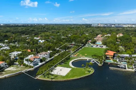 3373 Poinciana Avenue Miami FL 33133