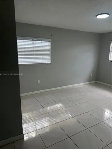 469 NE 207th Lane Miami FL 33179