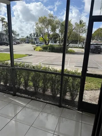 469 NE 207th Lane Miami FL 33179
