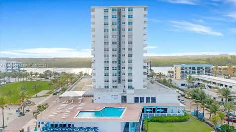 3111 N Ocean Drive Hollywood FL 33019