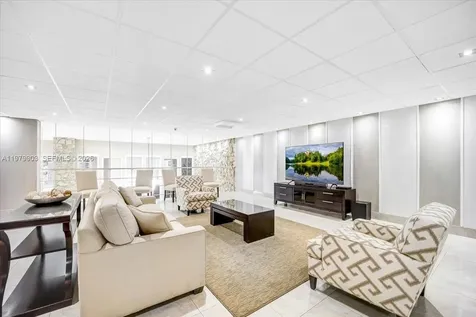 3111 N Ocean Drive Hollywood FL 33019