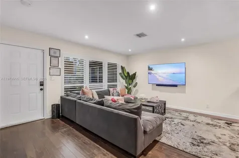 801 NW 24th Street Wilton Manors FL 33311