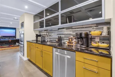 801 NW 24th Street Wilton Manors FL 33311