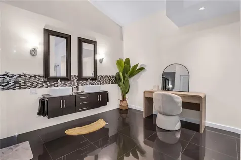 801 NW 24th Street Wilton Manors FL 33311