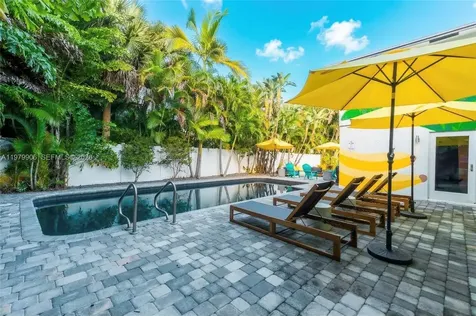 801 NW 24th Street Wilton Manors FL 33311