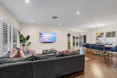 801 NW 24th Street Wilton Manors FL 33311