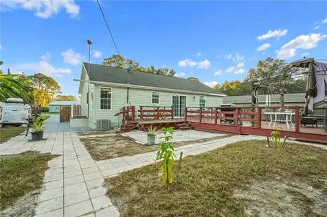 3713 Wild Violet Avenue Sebring FL 33876