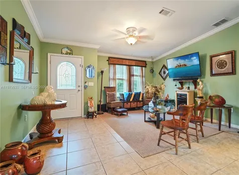 3713 Wild Violet Avenue Sebring FL 33876