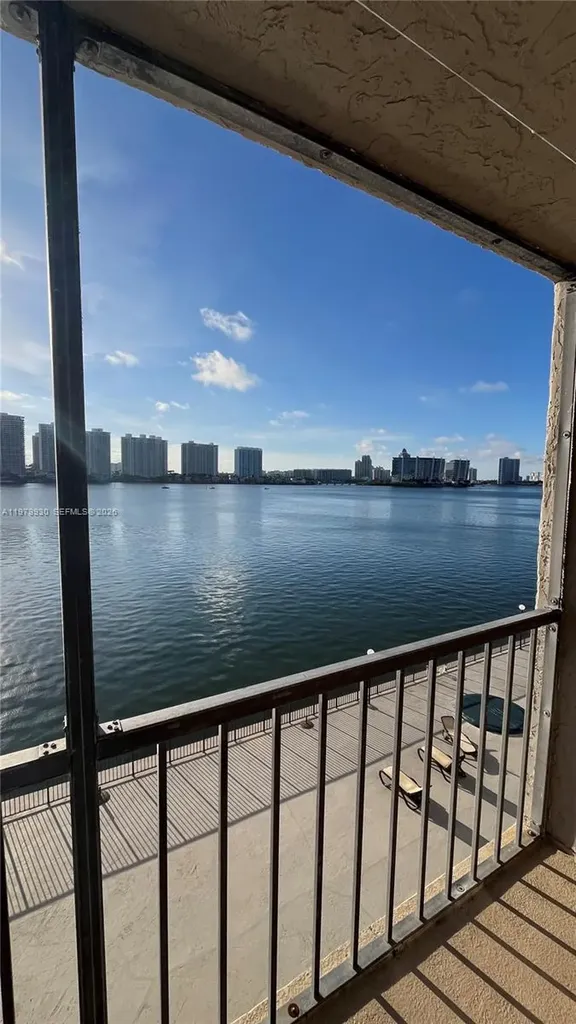 17500 N Bay Road Sunny Isles Beach FL 33160