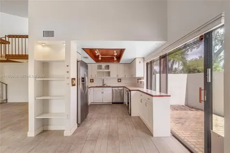 7010 SW 66th Avenue South Miami FL 33143