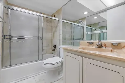 7010 SW 66th Avenue South Miami FL 33143