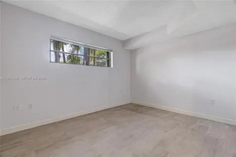 7010 SW 66th Avenue South Miami FL 33143