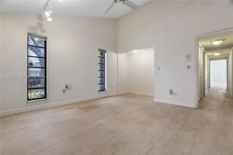 7010 SW 66th Avenue South Miami FL 33143