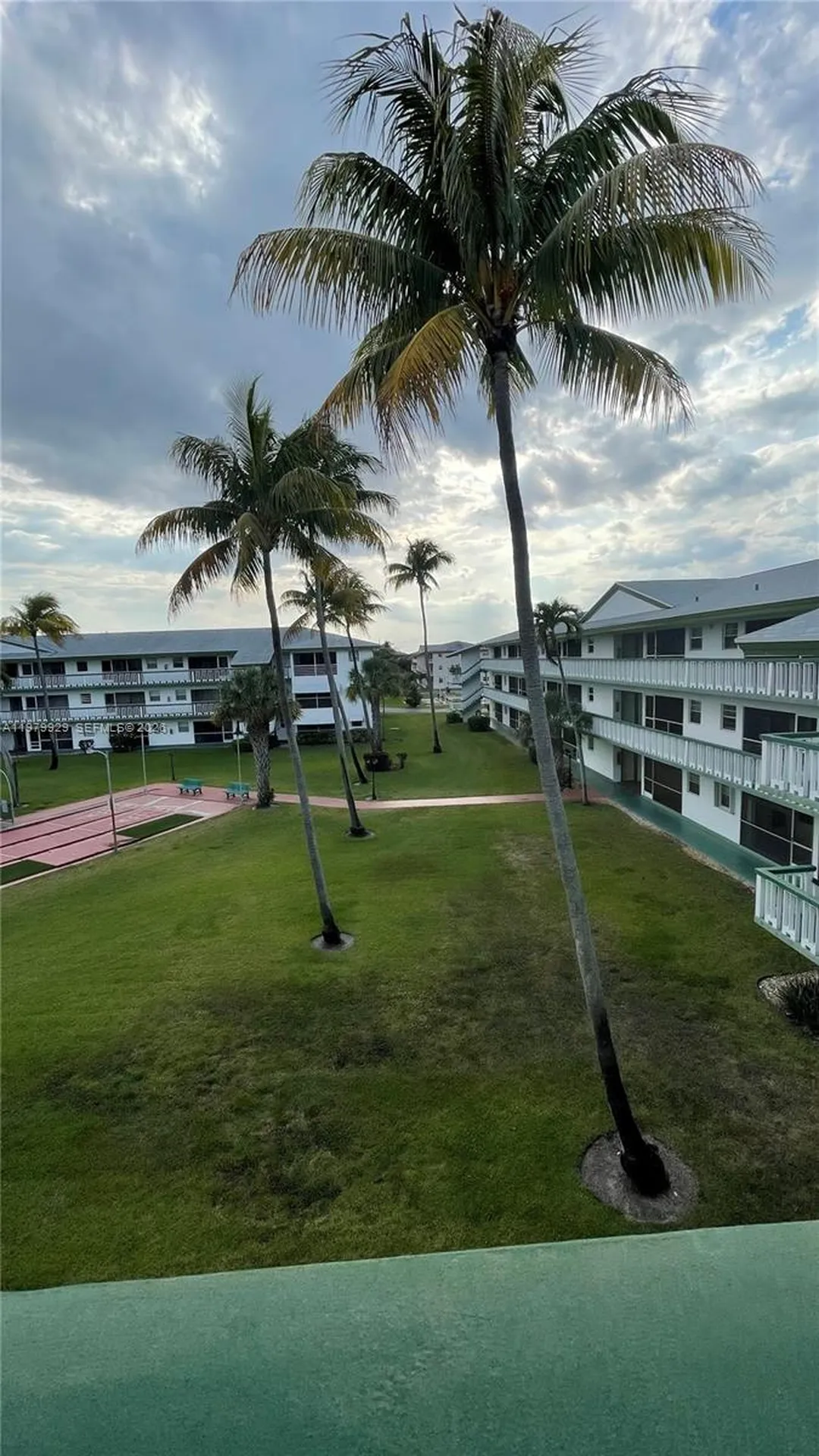 5300 Washington Street Hollywood FL 33021