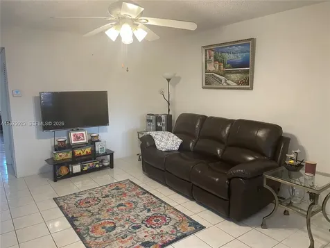 5300 Washington Street Hollywood FL 33021