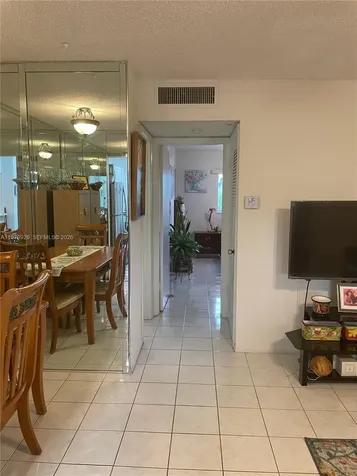 5300 Washington Street Hollywood FL 33021