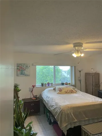 5300 Washington Street Hollywood FL 33021