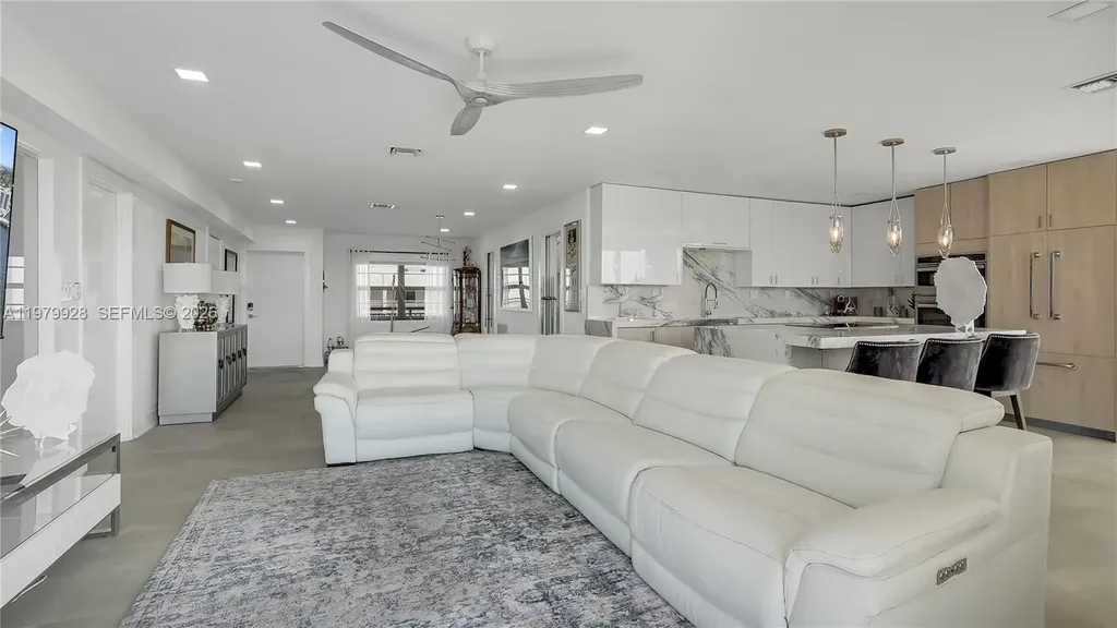 3100 NE 48th Street Fort Lauderdale FL 33308