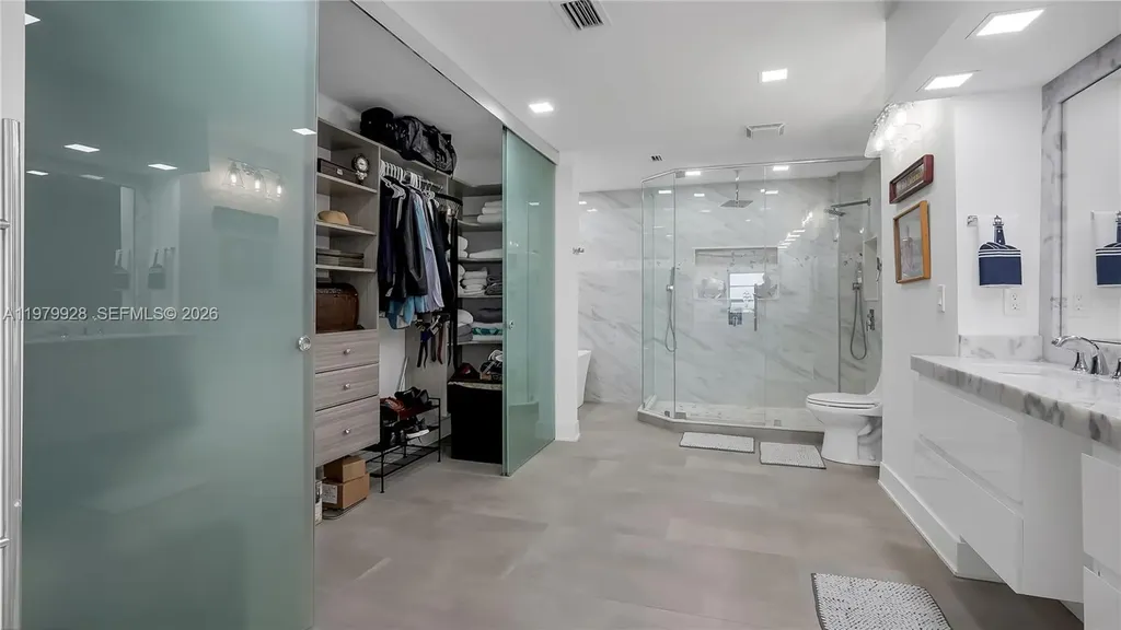 3100 NE 48th Street Fort Lauderdale FL 33308