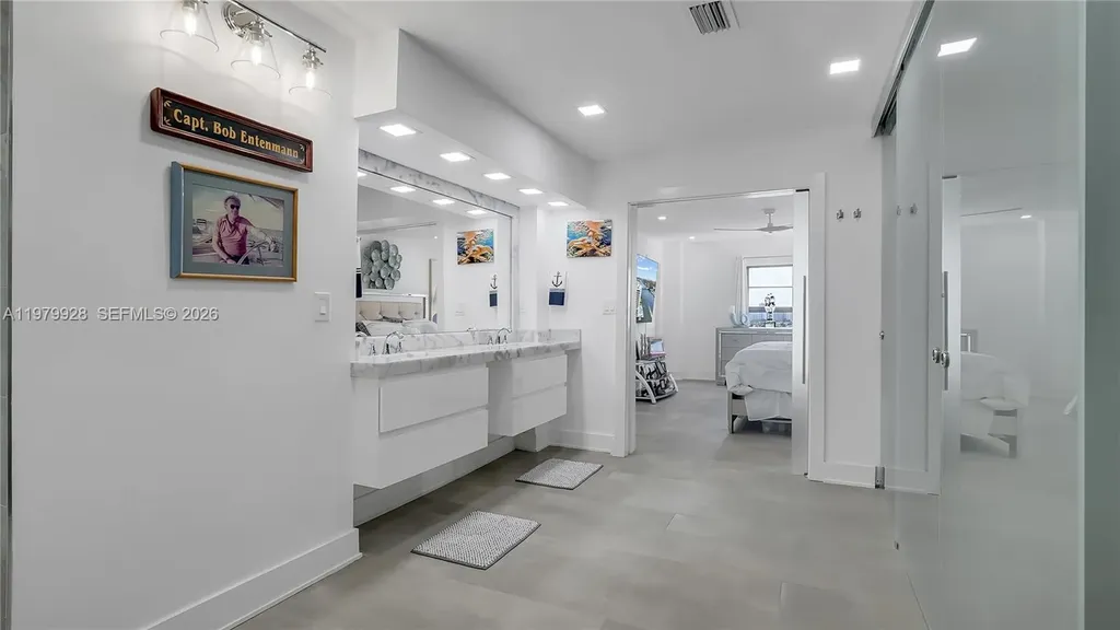 3100 NE 48th Street Fort Lauderdale FL 33308