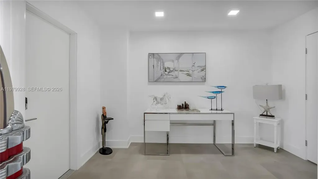 3100 NE 48th Street Fort Lauderdale FL 33308