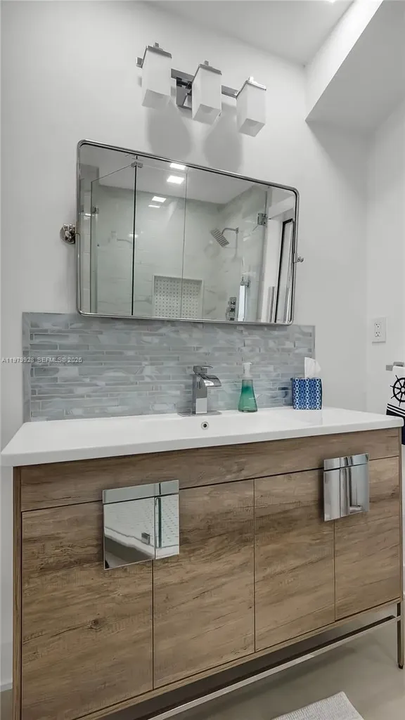 3100 NE 48th Street Fort Lauderdale FL 33308